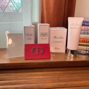 Dior Fragrance and Skincare Set with card and mirror.